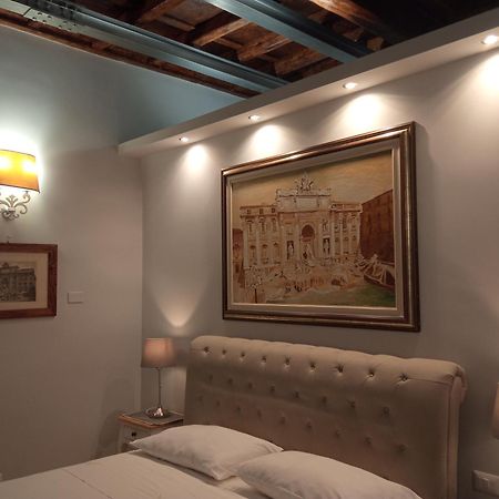 Fontana Di Trevi - Central Apartment In โรม ภายนอก รูปภาพ